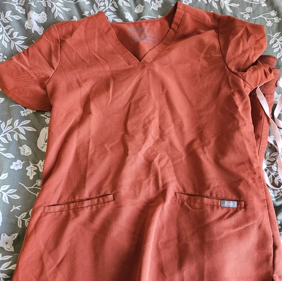 Figs Scrub Set - Picture 3 of 3